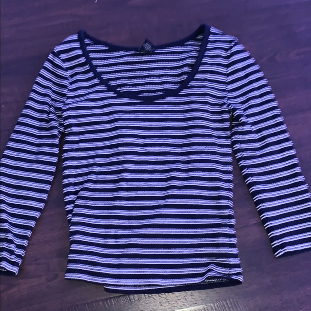 long sleeve crop top